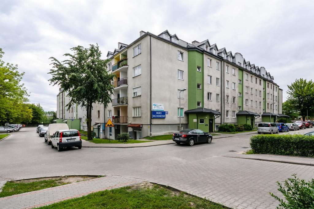 Apartament Europa 22 Ul.Szeroka Tomaszów Mazowiecki エクステリア 写真